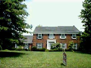 8222 Monte Dr, Montgomery, OH 45242 photo 1