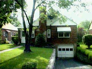 8376 Mayfair St, Cincinnati, OH 45216 photo 1