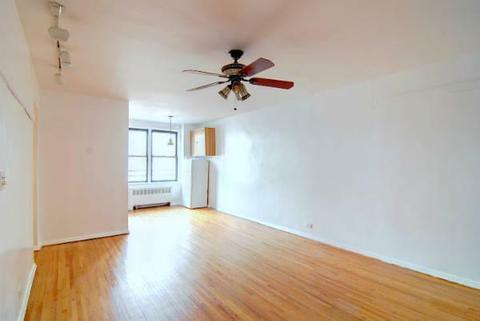 2867 Orland Ave, Cincinnati, OH 45211 photo 4