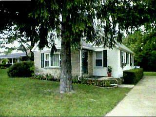 554 Conrad Dr, Cincinnati, OH 45231 photo 1