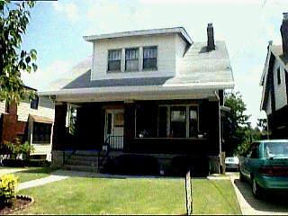 1046 Lockman Ave, Cincinnati, OH 45238 photo 2