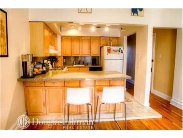 832 Oak St, Cincinnati, OH 45206 photo 4