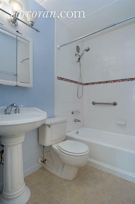 11918 Winston Cir, Forest Park, OH 45240 photo 7