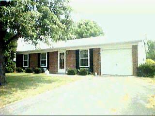 12032 Pippin Rd, Cincinnati, OH 45231 photo 1