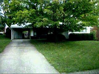 6 Hadley Rd, Greenhills, OH 45218 photo 3