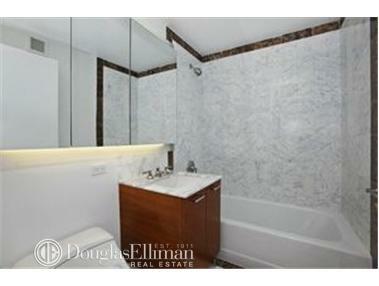 5584 Eula Ave, Cincinnati, OH 45248 photo 1