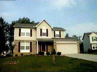 4607 Foxtrail Cr, Cincinnati, OH 45245 photo 2