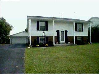 12078 Pippin Rd, Cincinnati, OH 45231 photo 1