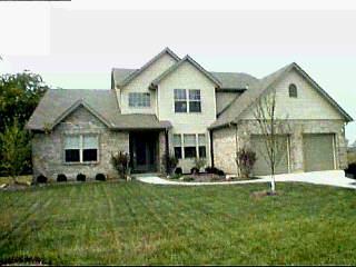 6281 Eaglepoint Dr, Hamilton, OH 45011 photo 2