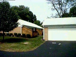 9045 Winton Rd, Cincinnati, OH 45231 photo 3