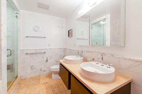 9540 Linfield Dr, Blue Ash, OH 45242 photo 8