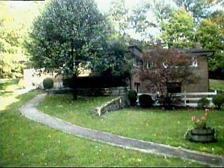 5594 Silverpoint Dr, Cincinnati, OH 45247 photo 3