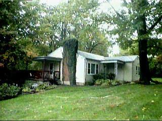 6535 Crestview Ave, Cincinnati, OH 45213 photo 2