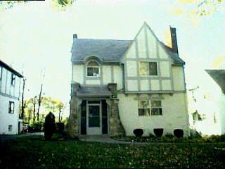 5045 Coad Dr, Cincinnati, OH 45237 photo 2