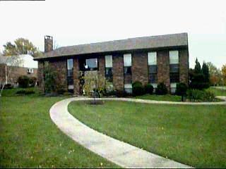 4869 Nighthawk Dr, Cincinnati, OH 45247 photo 3