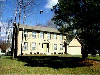 454 Auxier Dr, Cincinnati, OH 45244 photo 2