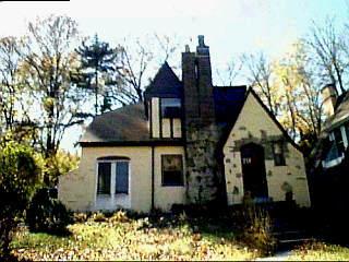 711 Mitchell Ave, Cincinnati, OH 45229 photo 2