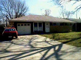 8804 Balboa Dr, Cincinnati, OH 45231 photo 1