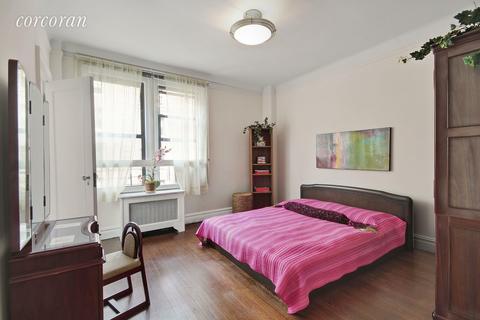 551 Maple Ave, Cincinnati, OH 45229 photo 4
