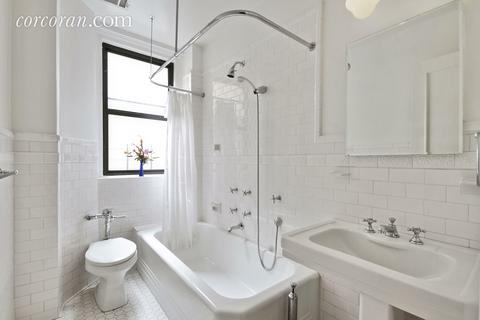 551 Maple Ave, Cincinnati, OH 45229 photo 5