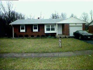 3766 Hermes Dr, Cincinnati, OH 45247 photo 2