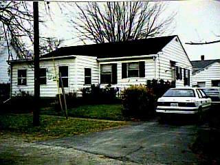 117 Grove St, Blanchester, OH 45107 photo 2