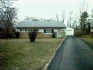 1207 Magee Ct, Lincoln Heights, OH 45215 photo 2