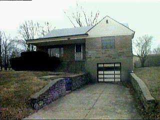 5247 Highview Dr, Cincinnati, OH 45238 photo 3