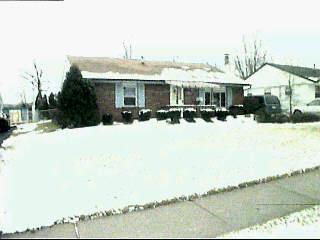 2573 Impala Dr, Cincinnati, OH 45231 photo 1