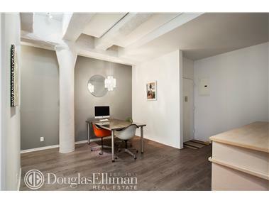 3154 Parkview Ave, Cincinnati, OH 45213 photo 1