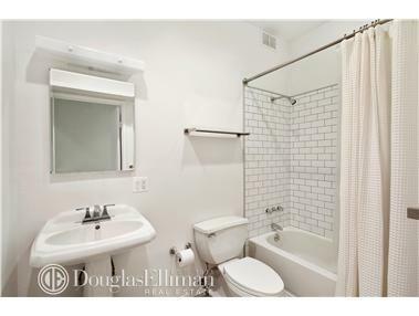 3154 Parkview Ave, Cincinnati, OH 45213 photo 3