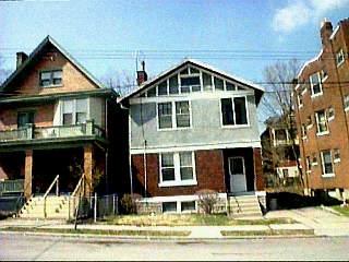 2921 Eden Rd, Cincinnati, OH 45219 photo 3