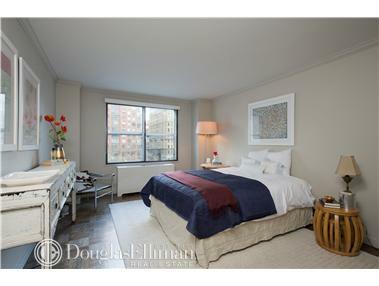4963 Heuwerth Ave, Cincinnati, OH 45238 photo 10