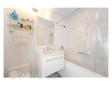 4963 Heuwerth Ave, Cincinnati, OH 45238 photo 11