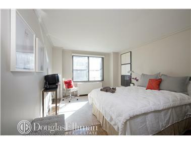 4963 Heuwerth Ave, Cincinnati, OH 45238 photo 9