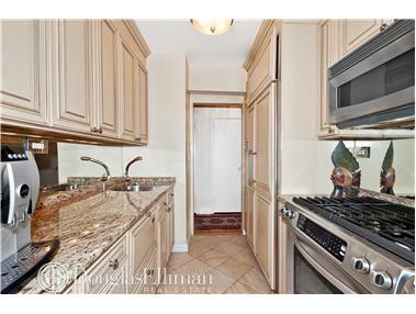 126 Woolper Ave, Cincinnati, OH 45220 photo 5
