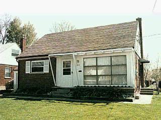 8772 Daly Rd, Cincinnati, OH 45231 photo 1