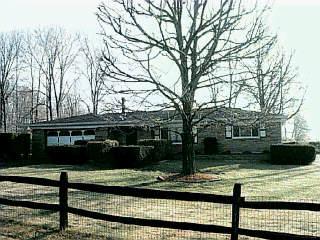 479 Breezy La, Cincinnati, OH 45244 photo 3