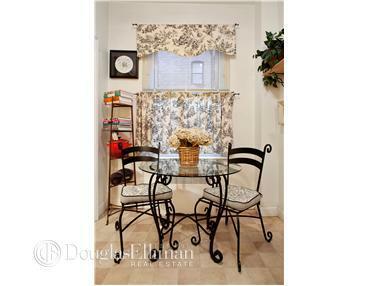 479 Breezy La, Cincinnati, OH 45244 photo 4