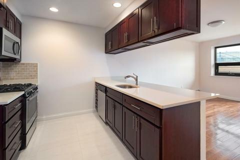 2865 Markbreit Ave, Cincinnati, OH 45209 photo 13