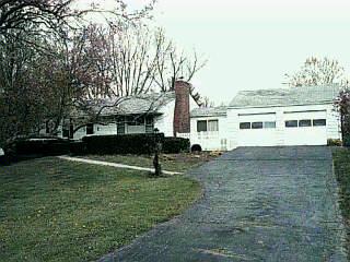 1506 Covered Bridge Rd, Cincinnati, OH 45231 photo 1