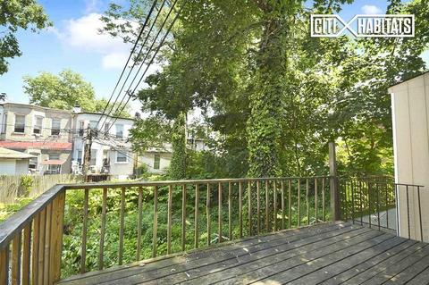 2147 St James Ave, Cincinnati, OH 45206 photo 2