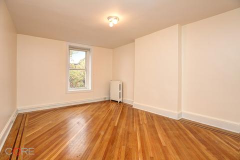 1155 Cheyenne Dr, Cincinnati, OH 45216 photo 4