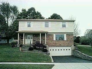 4153 Wenbrook Dr, Sharonville, OH 45241 photo 1