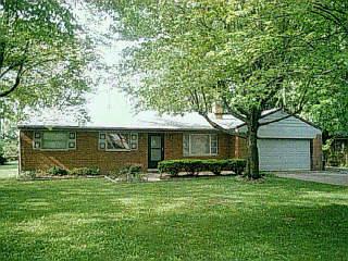 907 Hawthorne Dr, Cincinnati, OH 45245 photo 3