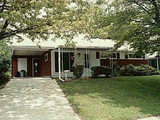 8720 Grenada Dr, Cincinnati, OH 45231 photo 3