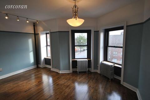 2007 Big Apple Dr, Batavia, OH 45103 photo 1