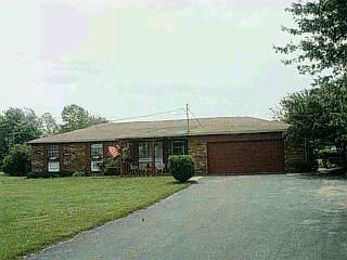 2007 Big Apple Dr, Batavia, OH 45103 photo 2