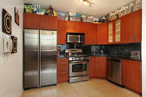 3127 Pershing Ct, Cincinnati, OH 45211 photo 8