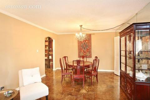 911 Corwin Ave, Hamilton, OH 45015 photo 13